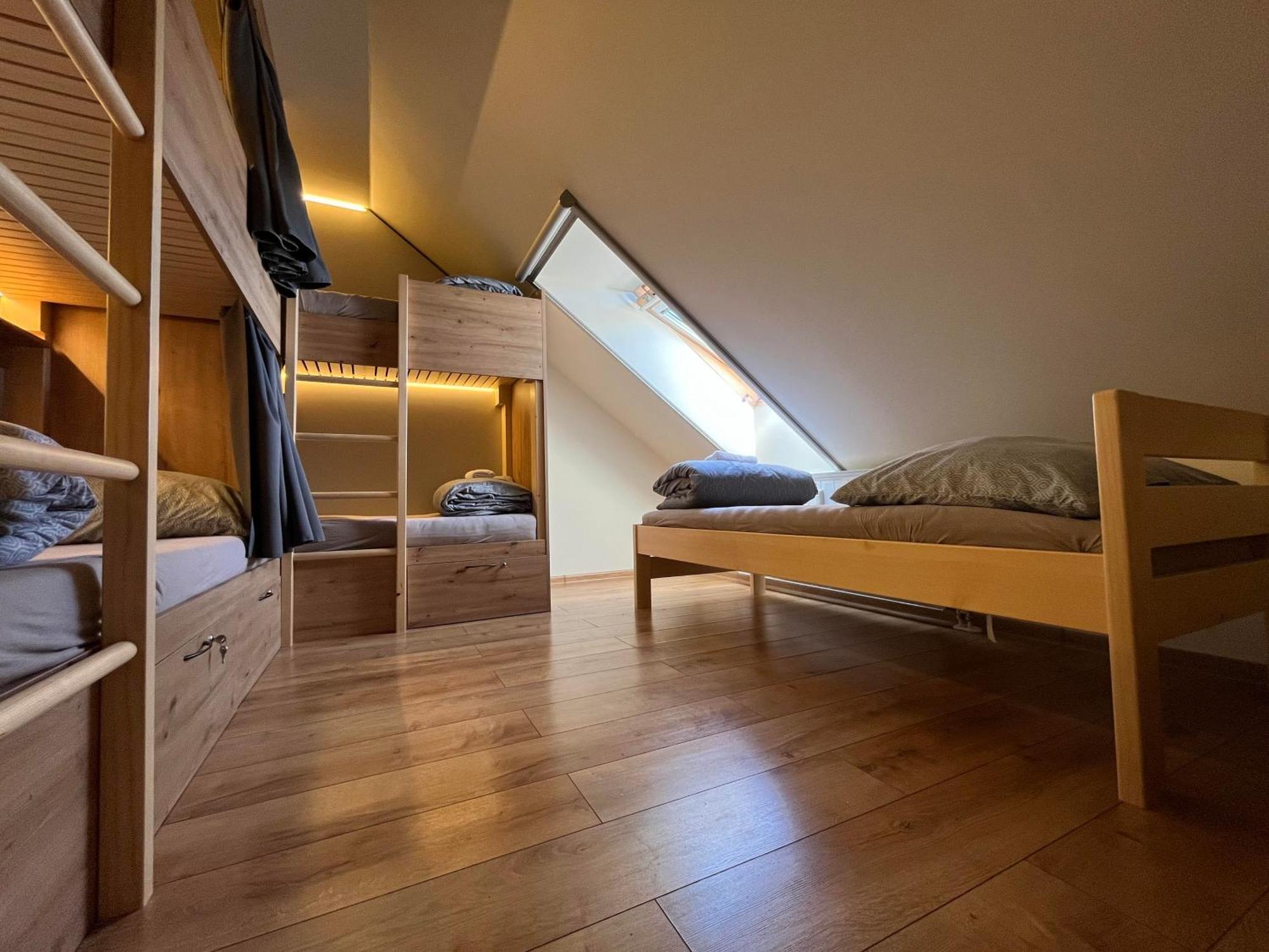 Sherpa'S Hostel High Tatras Strbske Pleso Exterior foto